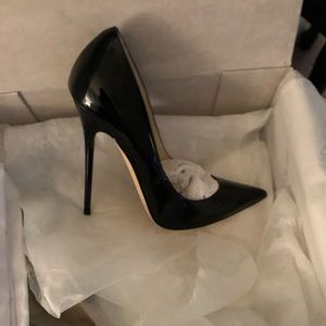 NIB Jimmy Choo Anuk Black Patton Heels